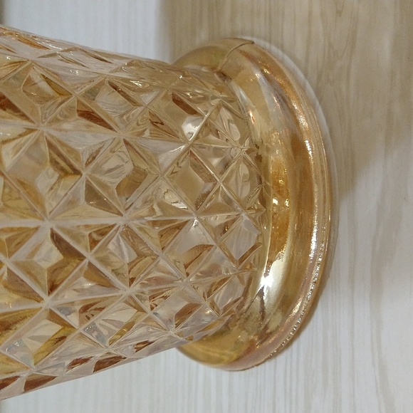 Vintage Carnival Glass Vase With Diamond Pattern In Marigold Color With Pinwheel - Picture 4 of 5